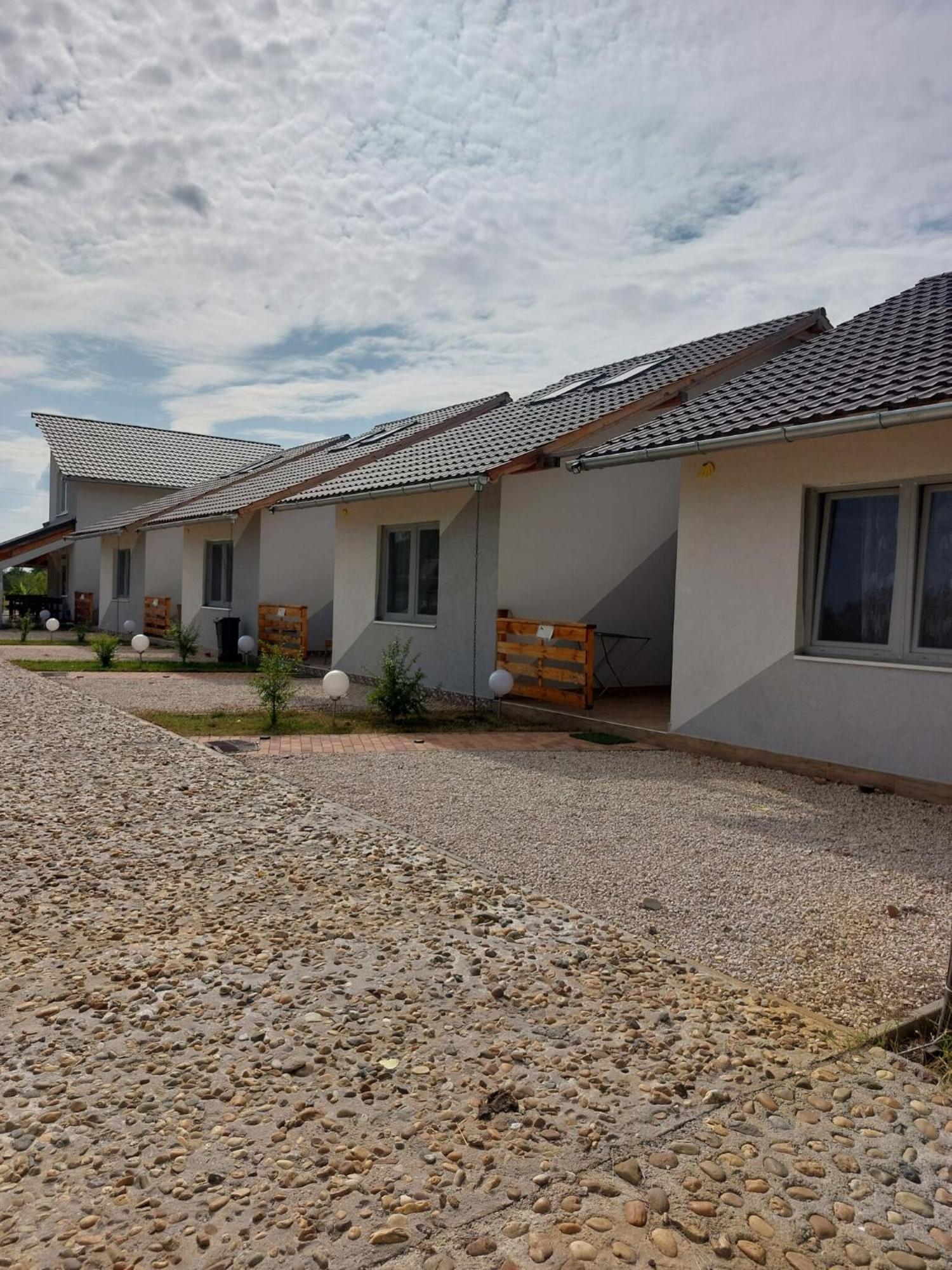Cserke Holdfeny Apartman Cserkeszőlő Kültér fotó